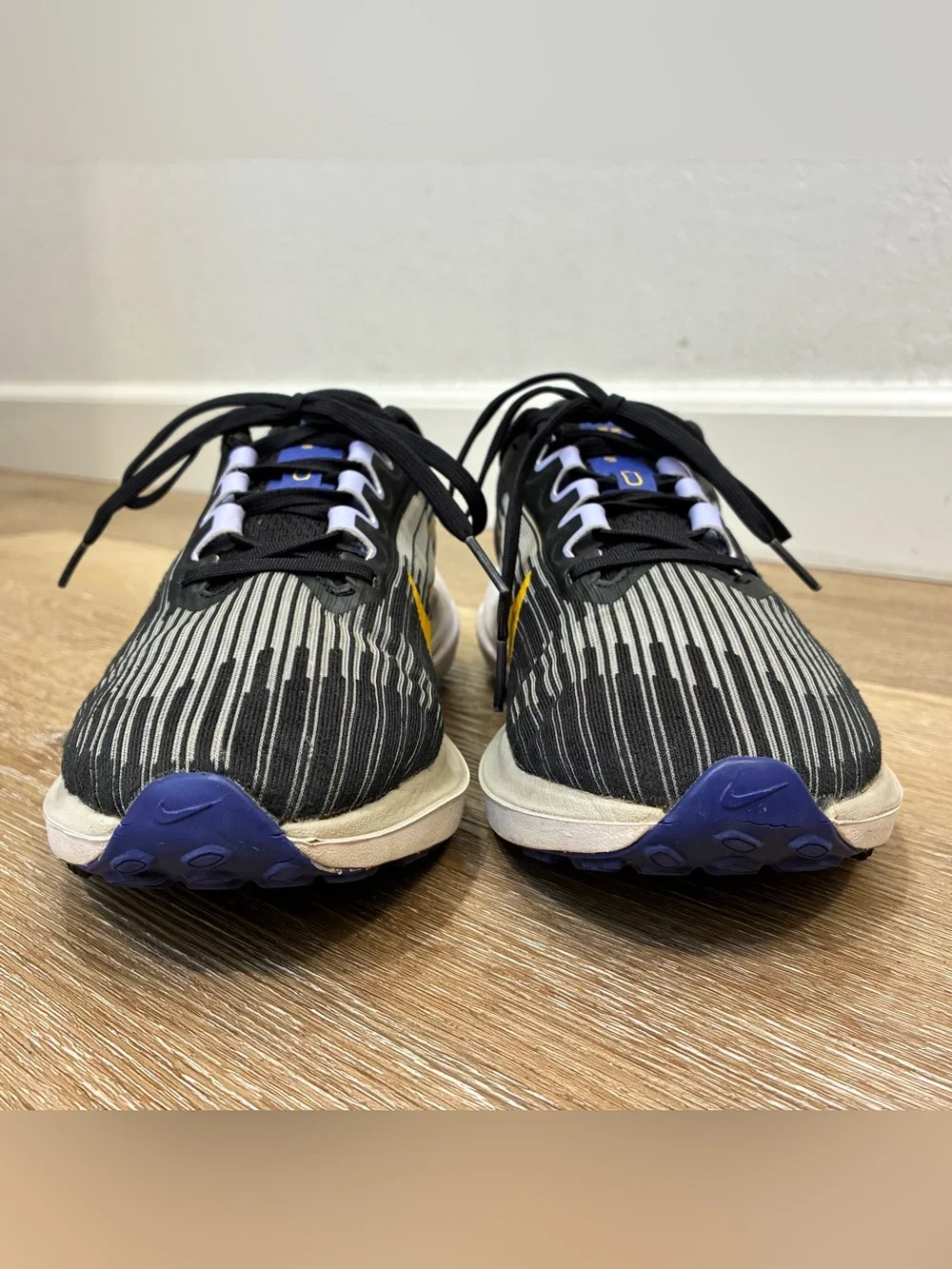 Nike Air Winflo 9 running shoes in the 'Black Lapis Yellow' Women’s US 8 EU 39